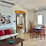 Giu Mar 2 Jennas 卡尔德都