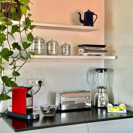 Giu Mar 2 Jennas Apartament