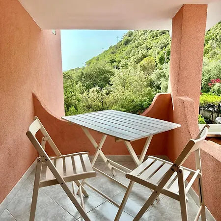 Giu Mar 2 Jennas Apartament *